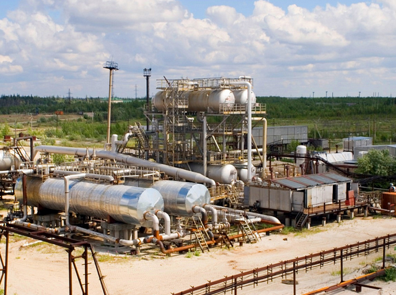 На Верхнеколик-Еганском месторождении строят газотурбинную электростанцию