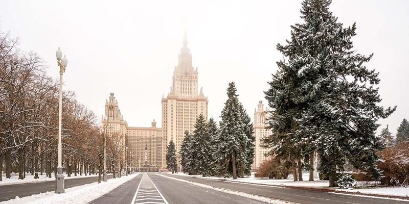 Благоустроен ряд территорий возле университетов в 2024 год в Москве