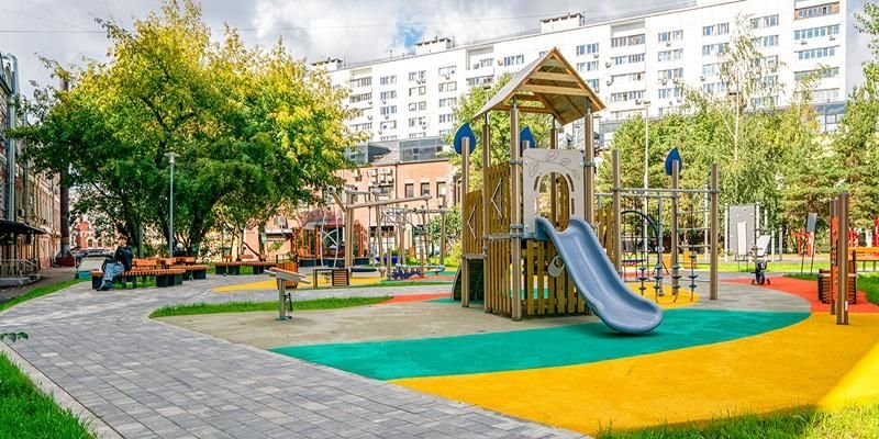 Завершено благоустройство сквера «Немецкий рынок» в Басманном районе столицы