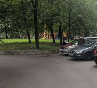 В районе Аэропорт обеспечен подъезд к жилым домам.