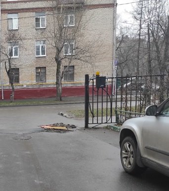 С начала года в САО пресечено свыше 60 фактов самовольного ограничения доступа на общественные территории