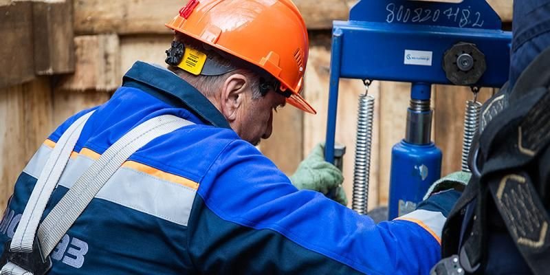 ����� ������ ���������� ������� ����� ���������������� � ������-��������� ������