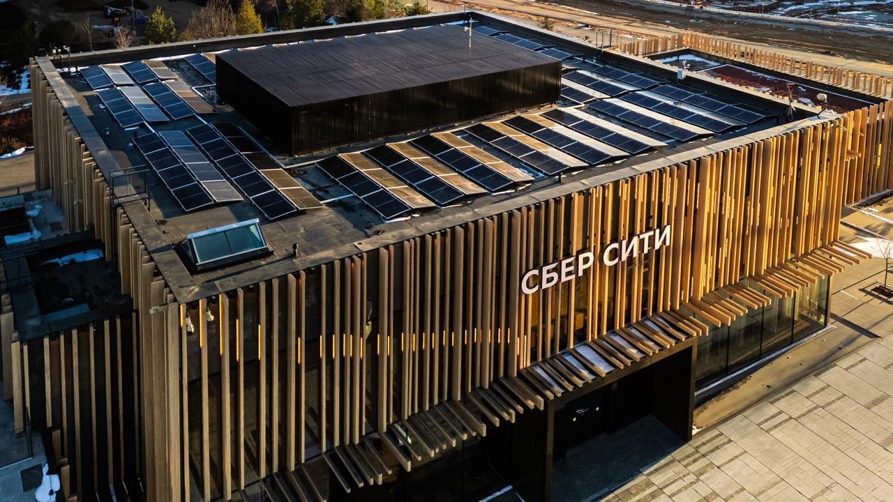 В СберСити до конца года установят более 1,5 тысяч солнечных батарей