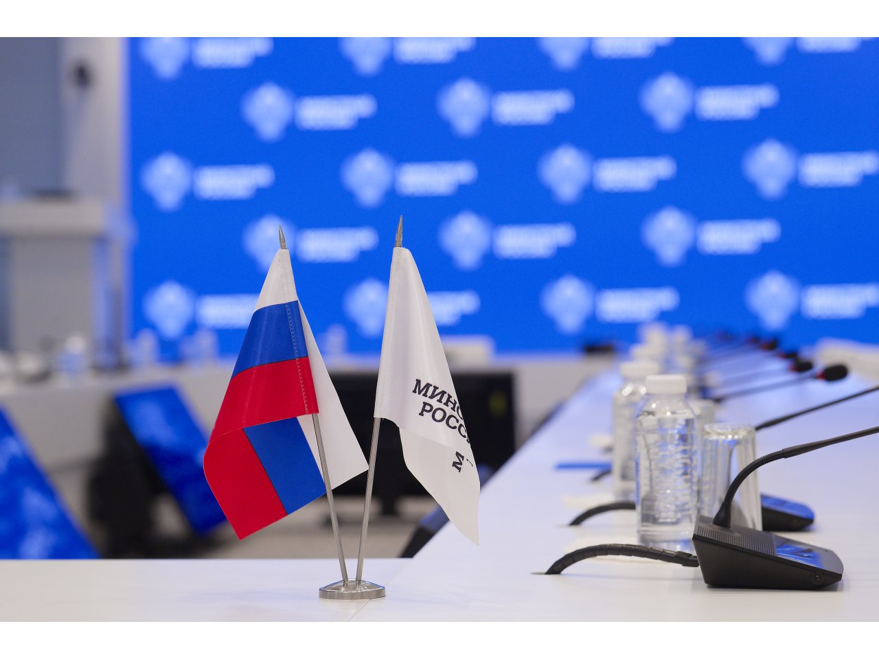 Совещание по вопросам прохождения отопительного периода состоялось в Минстрое России