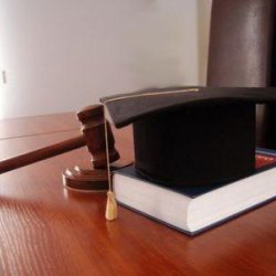 Уголовное дело в отношении бывшего замминистра строительства и ЖКХ Омской области передано в суд