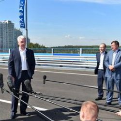 Мэр Москвы Сергей Собянин открыл движение по новой эстакаде на Дмитровском шоссе