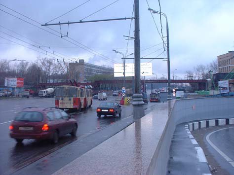 Съезд с Волоколамского шоссе в Москве закрыли на три месяца