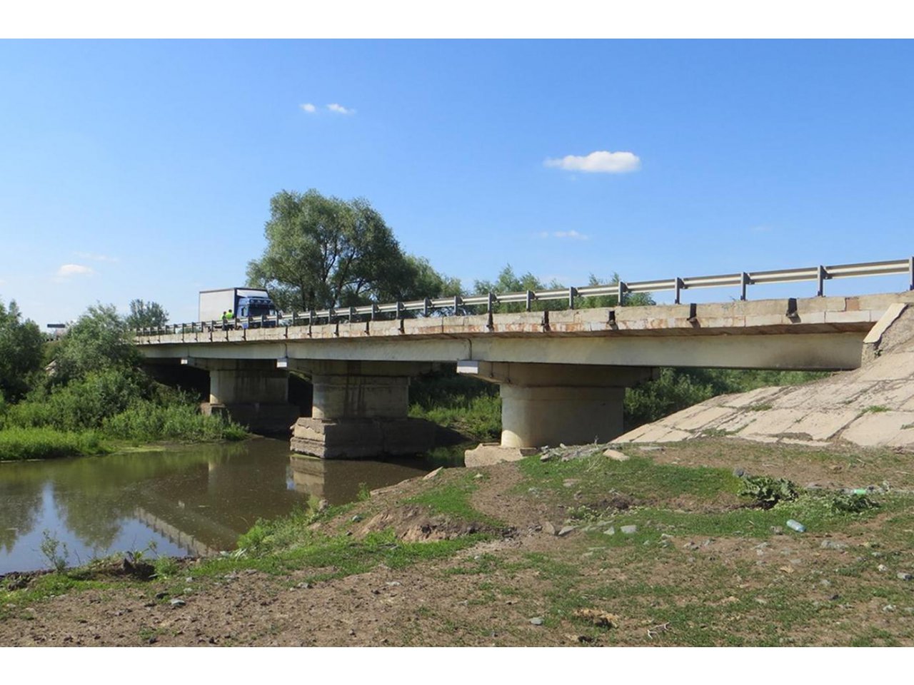 Аварийный мост на трассе М-5 «Урал» на Подъезде к Оренбургу закрыли для грузовиков
