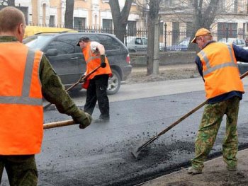 В Волгограде выполнили 60% двухлетнего плана по ремонту дорог