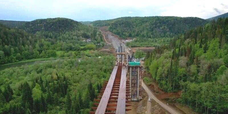 На Южном Урале продолжается строительство крупнейшей эстакады