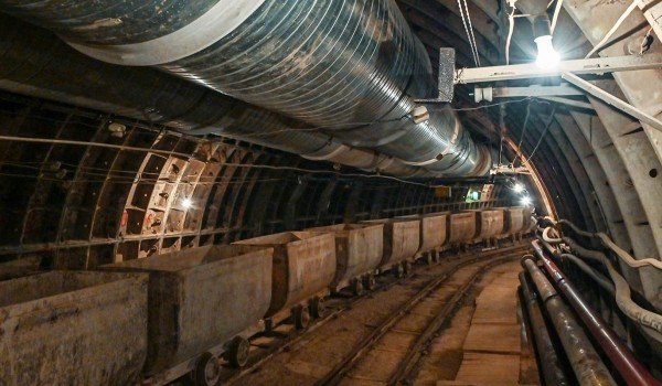 Горным способом строят станцию «Достоевская» кольцевой линии метро