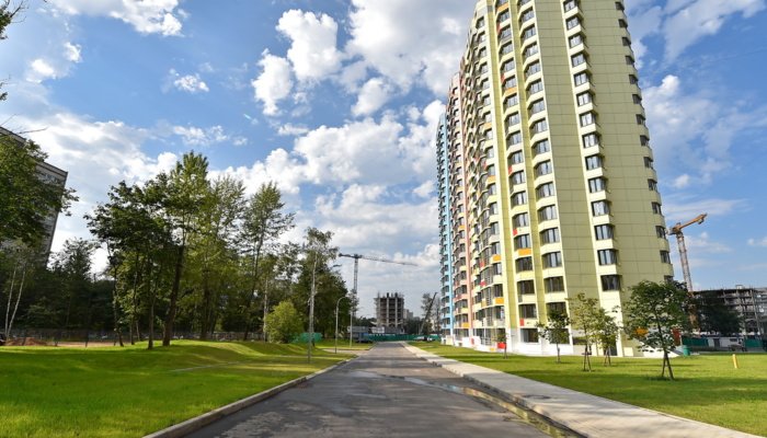 К 25 жилым домам по реновации обустроят комфортные дороги