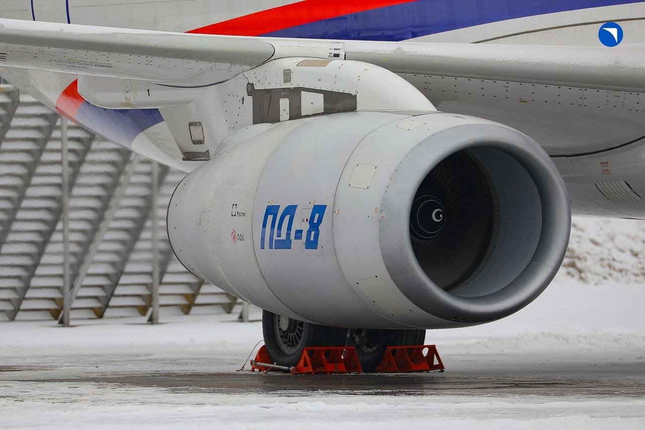 �������� ������ ����� Superjet � �������������� ����������� � ������������-��-�����